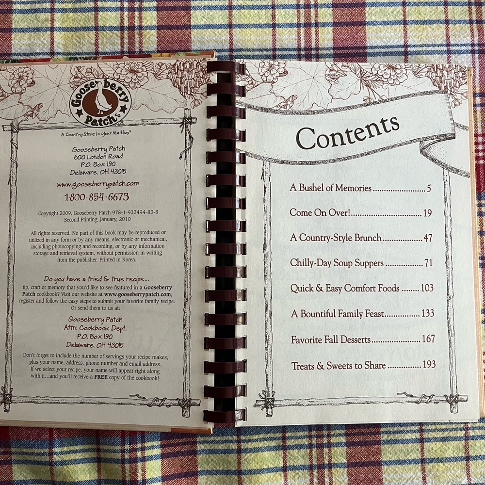Gooseberry Patch Autumn with Family and Friends Cookbook - Picture 3 of 6